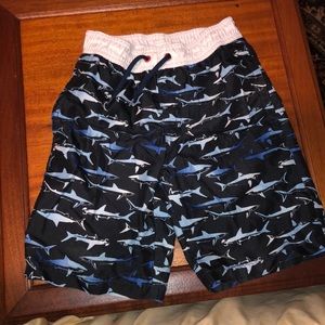 Swim trunks with pockets